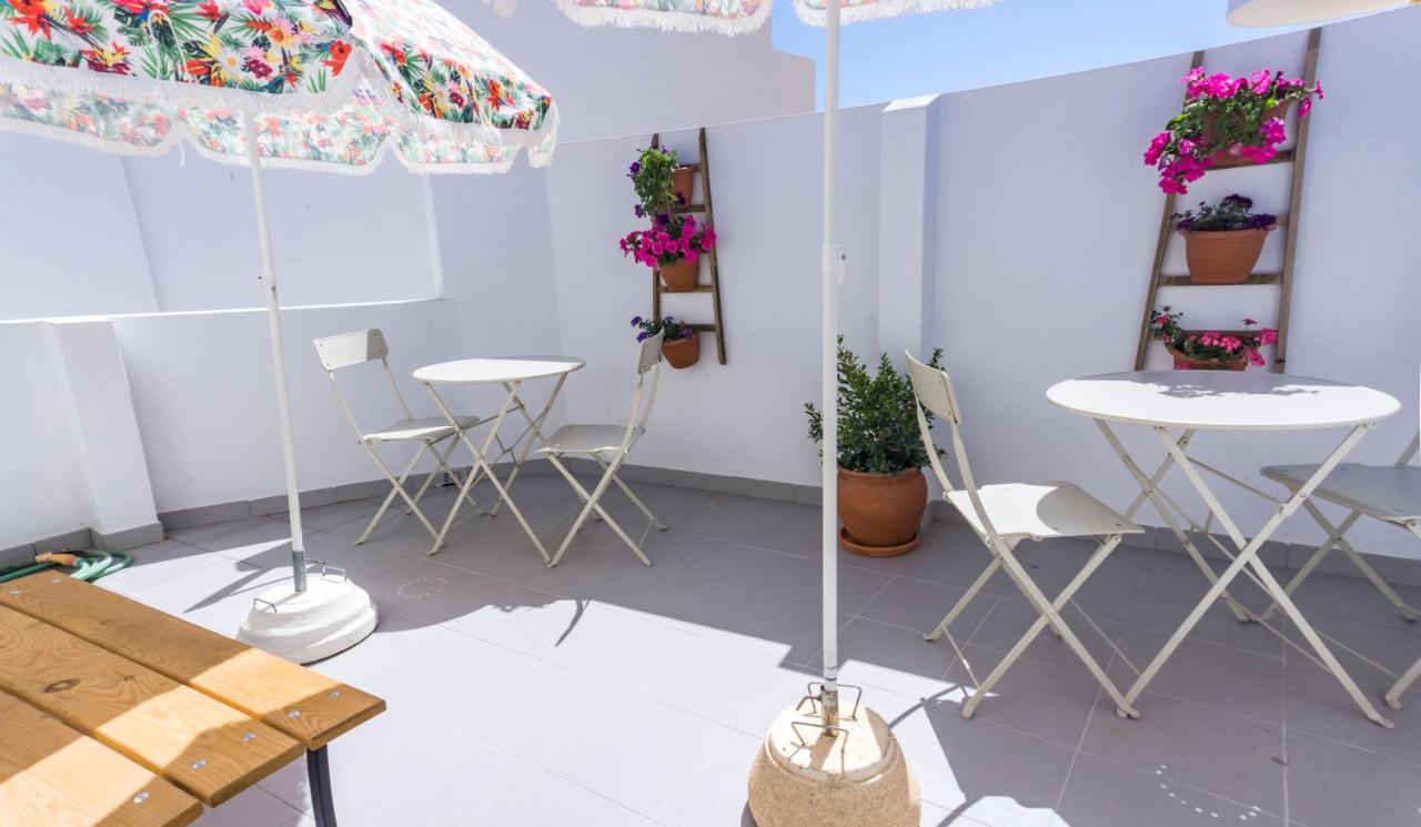 Lalitana Townhouse Hotel Lagos Luaran gambar